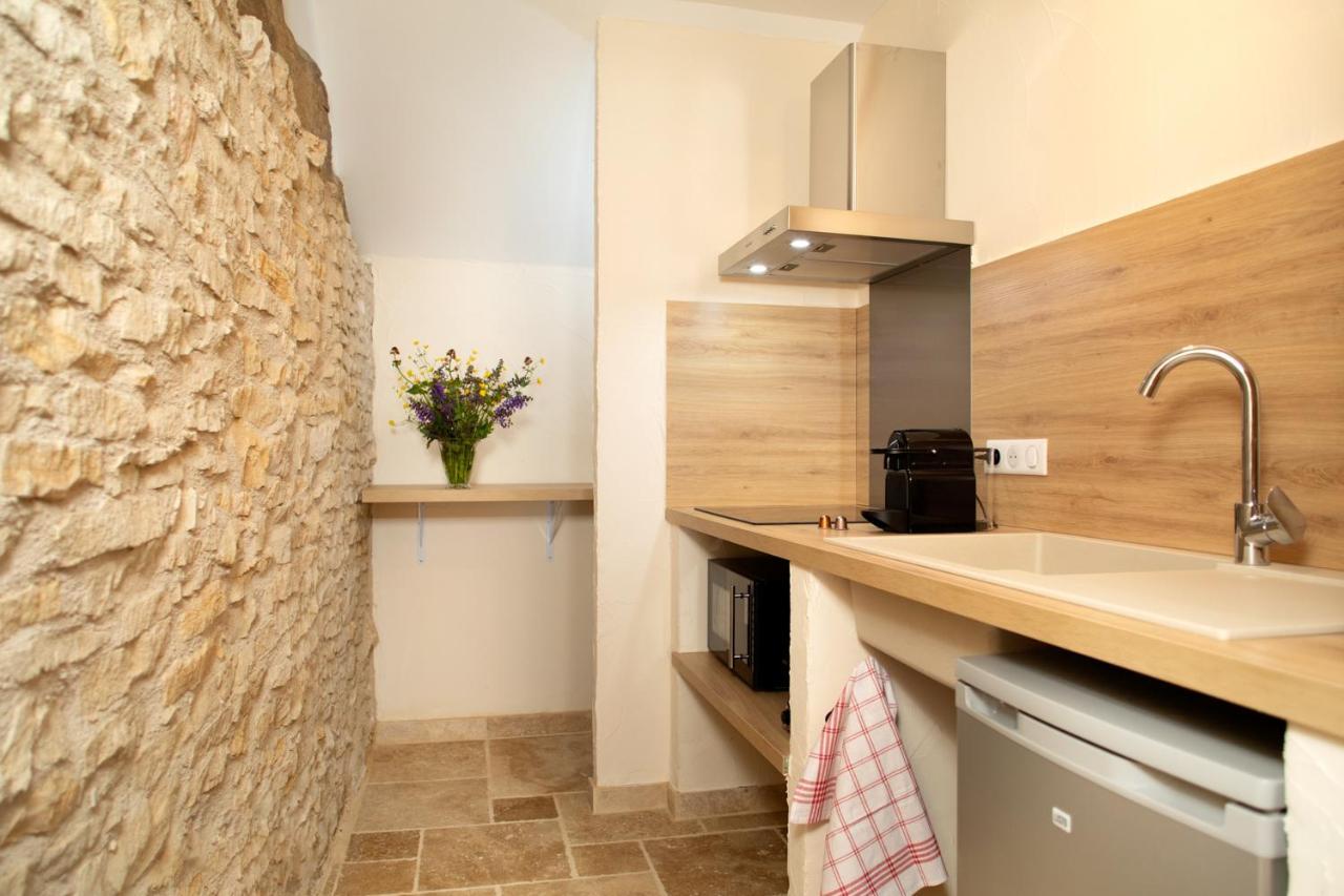 Pichanges L'Hote Antique - Maison D'Hote- 4 Suites Avec Cuisine מראה חיצוני תמונה